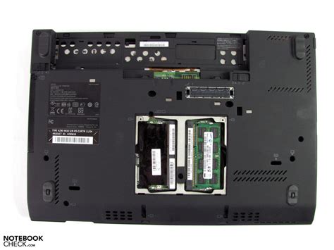 A Lenovo X220 Slots