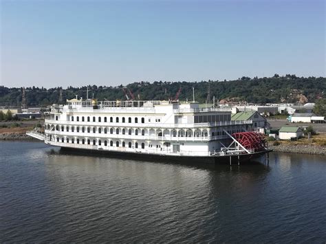 Casino Queen Riverboat