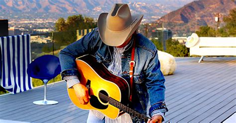 Dwight Yoakam Casino Concerto