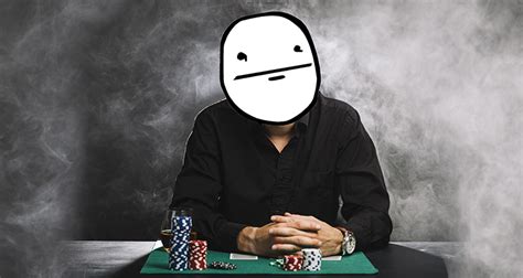 Familia Cara De Poker Face Surdos
