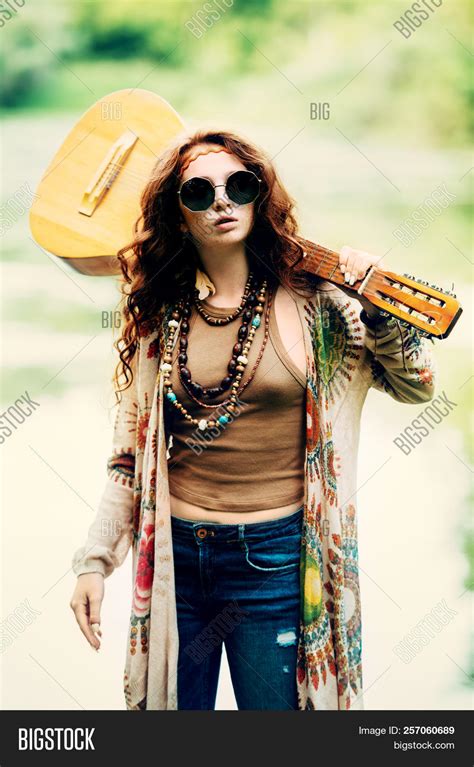 Hippie Chicks Blaze