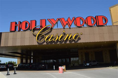 Hollywood Casino Bancos