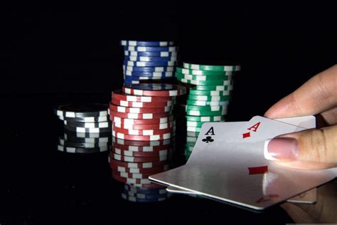 Jogar Torneio De Poker Online Gratis