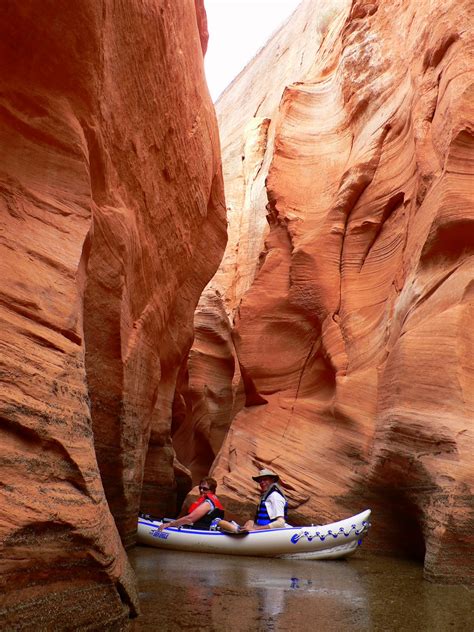 Lake Powell Slot Canyon Tours