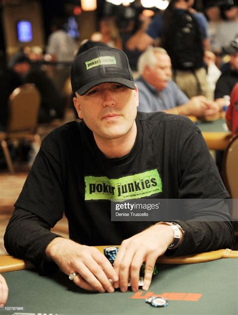 Mars Callahan Viciados Em Poker