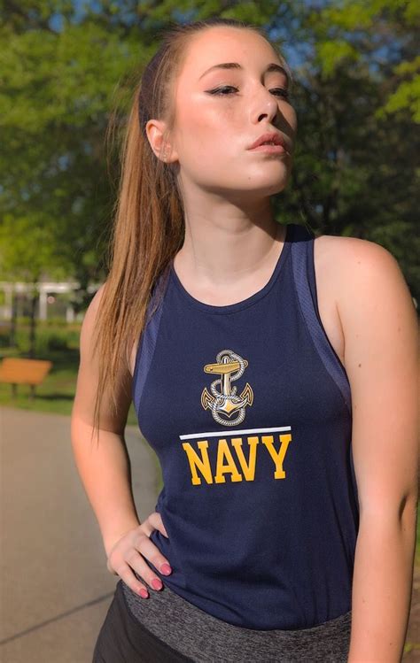 Navy Girl Betsson