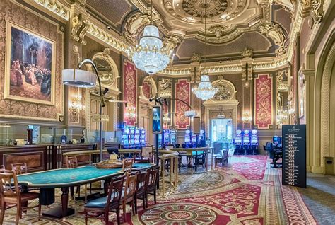 O Cassino De Monaco De Poker