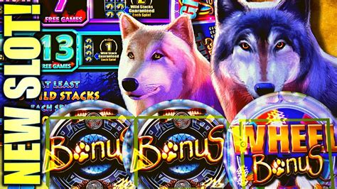 Play Super Wolf Slot