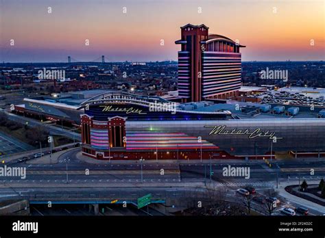 Restaurantes Perto Do Motor City Casino