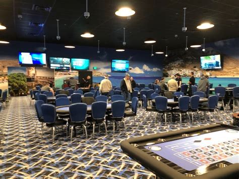 Sharky S Sala De Poker Dover Nh