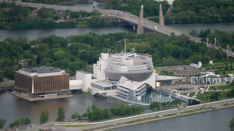 Suicidio Casino De Montreal