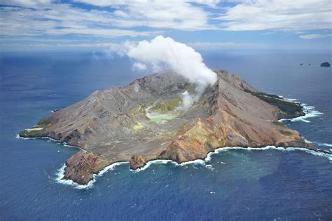 Volcano Island Bwin